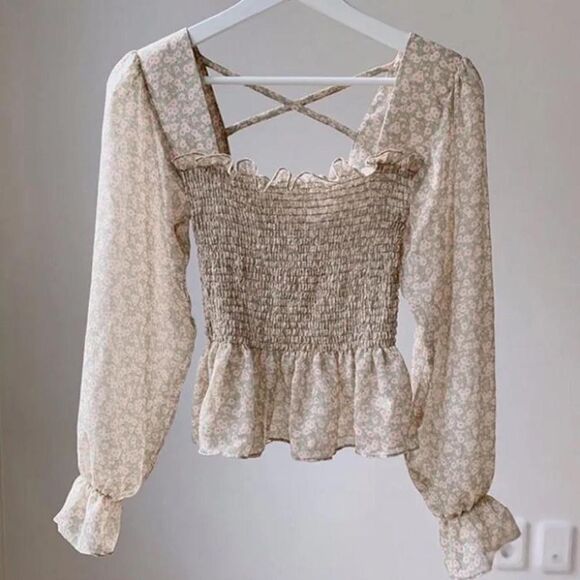 LE LIS Peasant Top Blouse M Floral Crop Long Sleeve Ruffle Boho Cottage Romantic - Picture 1 of 10